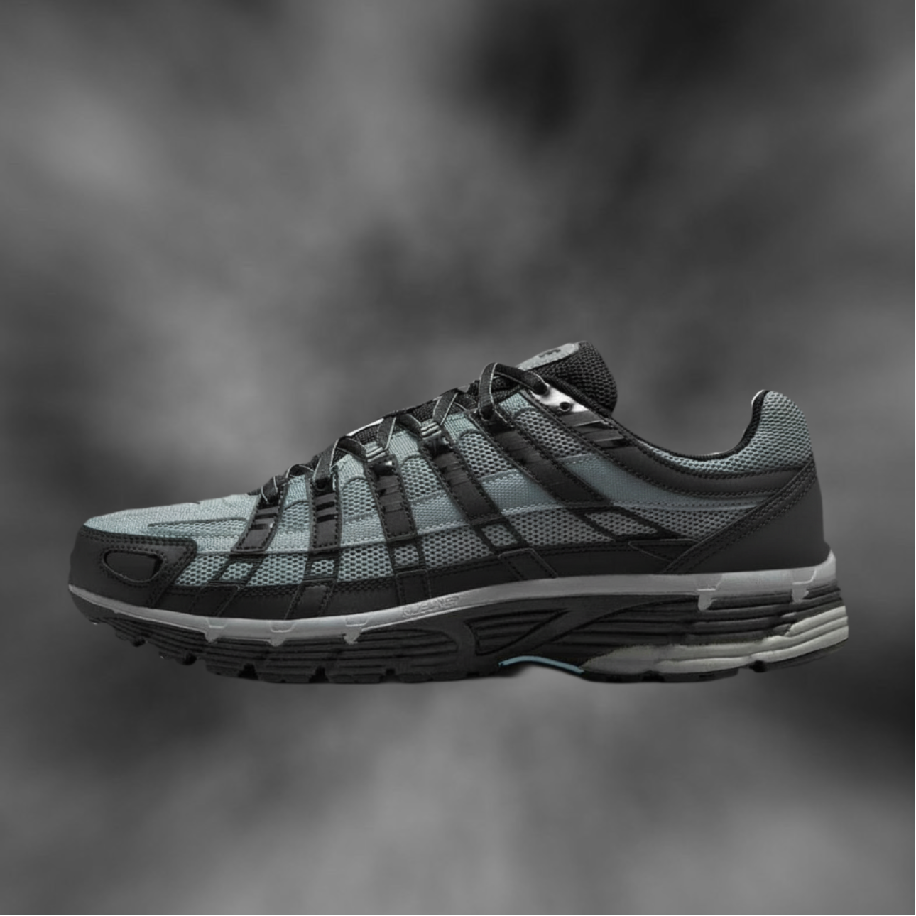 P600 - BLACK/COOL GREY